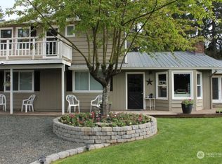 9289 Glenwood Rd SW, Pt Orchard, WA 98367