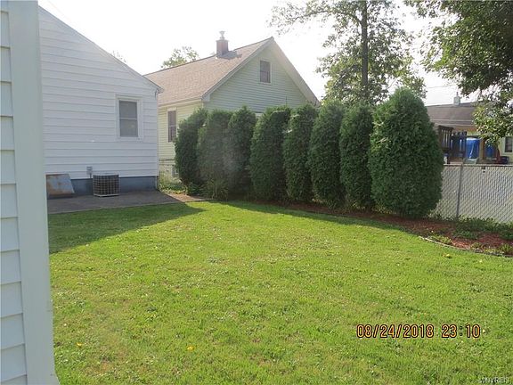 4th image of 632 93rd St