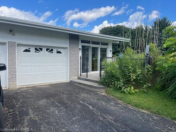 3rd image of 971 Concession Rd #8