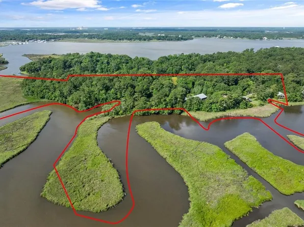 2100 River Forest Rd, Mobile, AL 36605