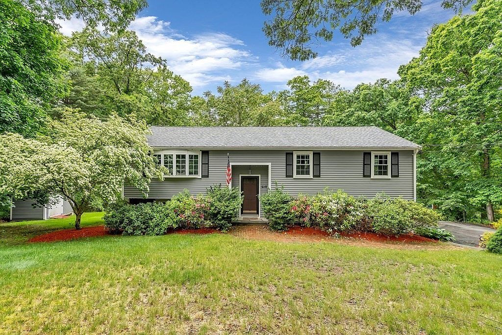 219 Farm St, Millis, MA 02054 Zillow