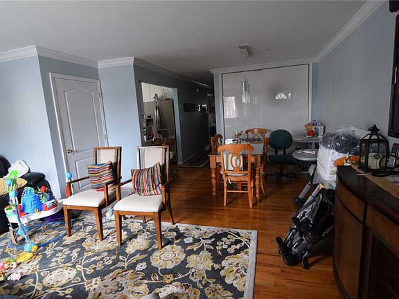 2nd image of 2928 Far Rockaway Blvd
