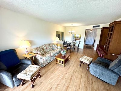 300 Forest Lakes BLVD #101, Naples, FL, 34105