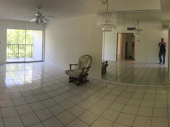Living room from entrance