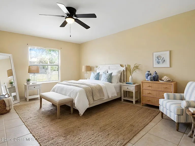 1406 Martinez St SE — Photo 10