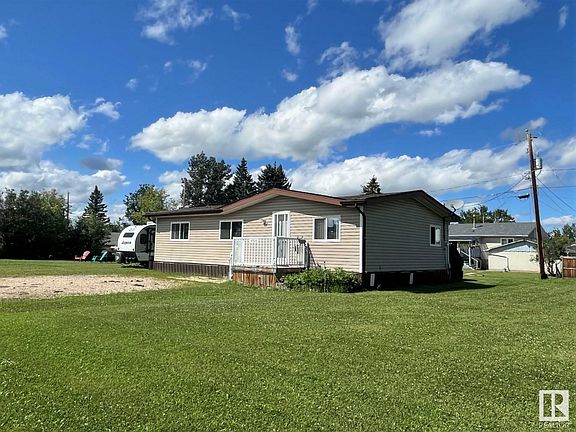 2nd image of 4808 51st Ave