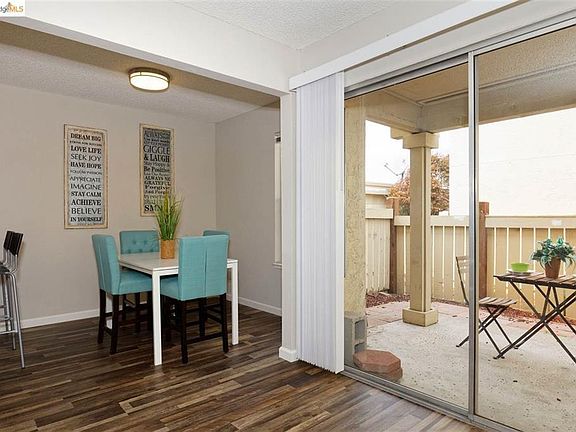 2nd image of 41 Las Moradas Cir