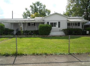 418 Redwood Ave, Langeloth, PA 15054