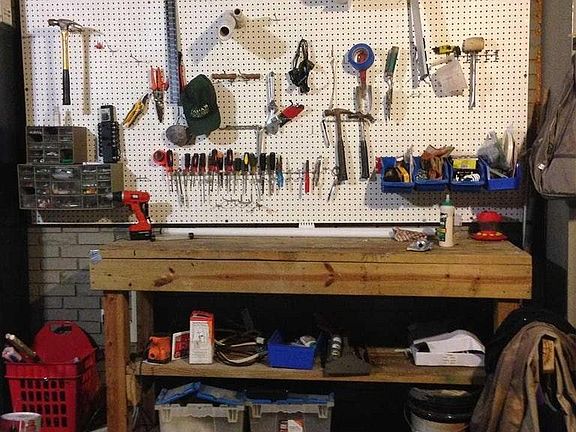 workshop in garage