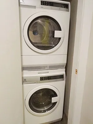 Rented by Rentall Group Inc | media 7