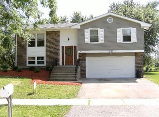 4163 W Sumter Dr, Matteson, IL 60443