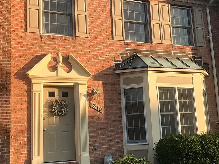 1310 Littlefield Pl — Photo 1