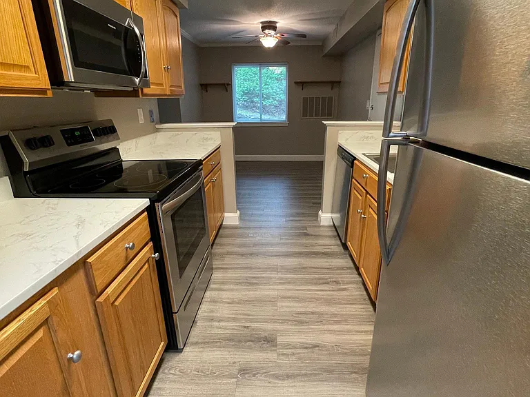 10 Beals Cove Rd #G — Photo 5