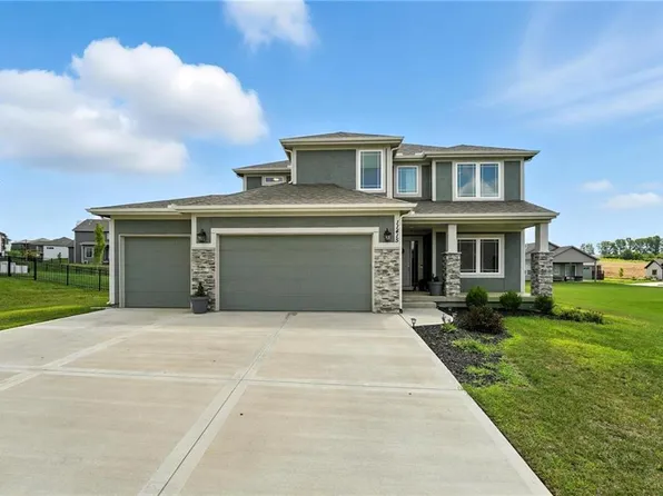 11415 Orchard Dr, Kearney, MO 64060