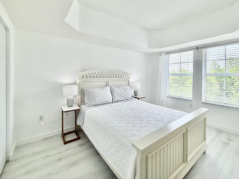 4404 Tuscany Way #4404 — Photo 15
