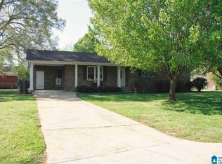 332 Brookwood Dr, Anniston, AL 36206