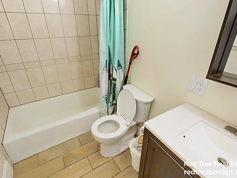 49 Cameron St — Photo 4