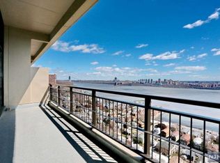 1 Horizon Rd #1420, Fort Lee, NJ 07024