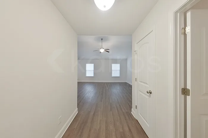 231 Western Red Cedar Dr — Photo 2