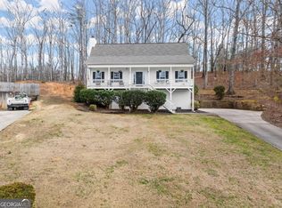 71 Valley Brook Cir E, Dawsonville, GA 30534