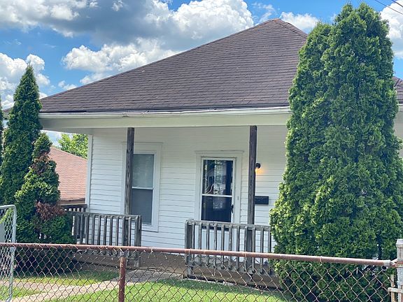 3rd image of 1603 Clay Ave #1603A