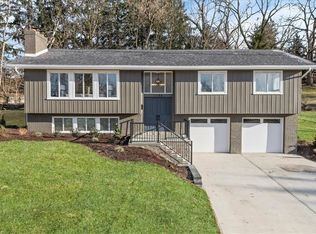 1186 Rolling Meadow Rd, Pittsburgh, PA 15241
