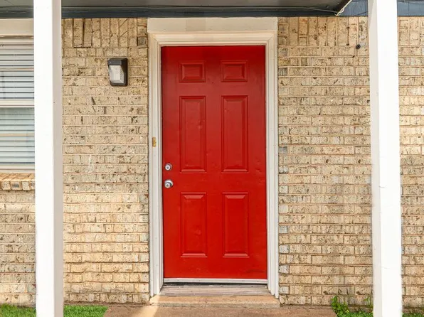 6 SW 69th, 6 SW 69th St APT D, Lawton, OK 73505