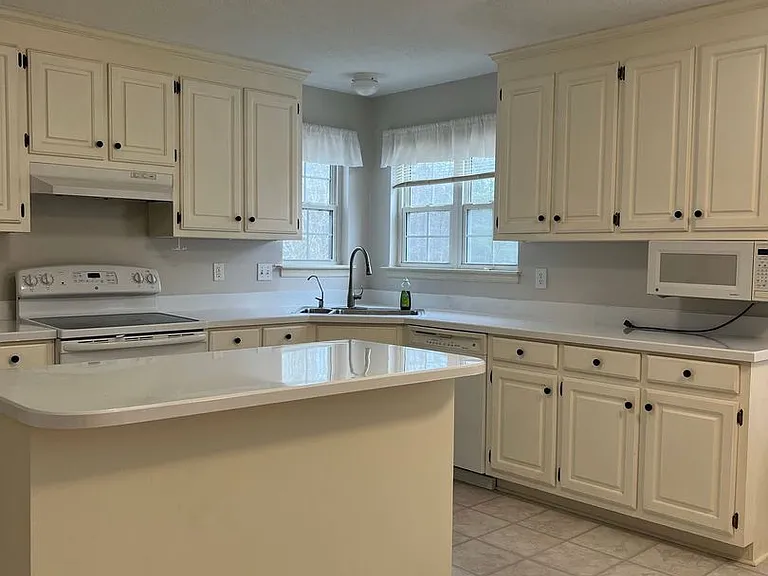 110 Bugle Ct — Photo 22