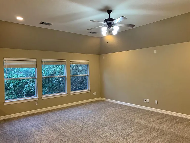 9913 Bundoran Dr — Photo 17