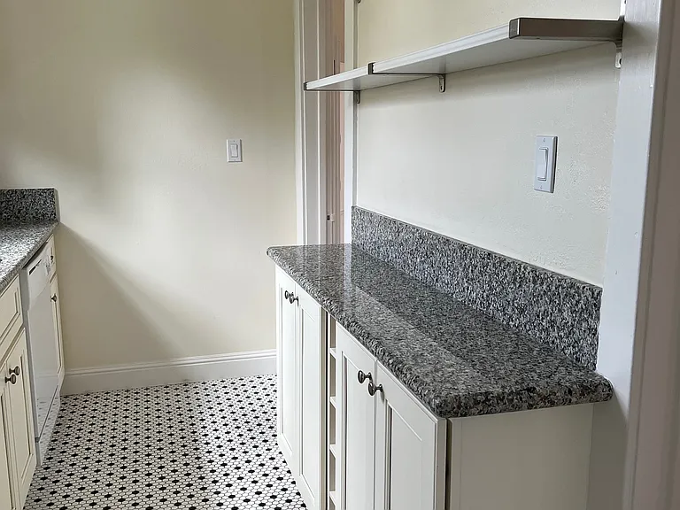 2116 San Jose Ave #9 — Photo 11