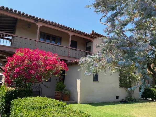 1077 Hi Point St, Los Angeles, CA 90035