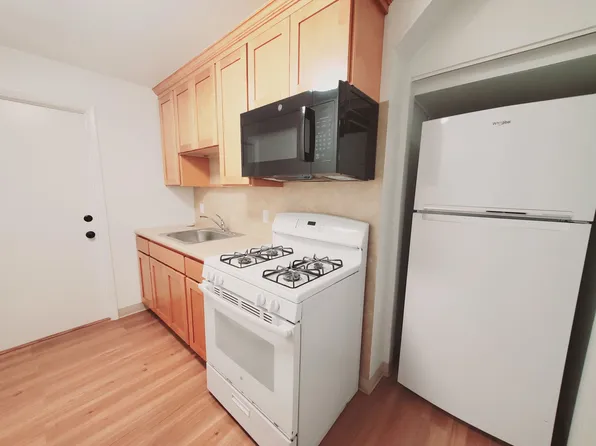 47 Dora St #1, Stamford, CT 06902