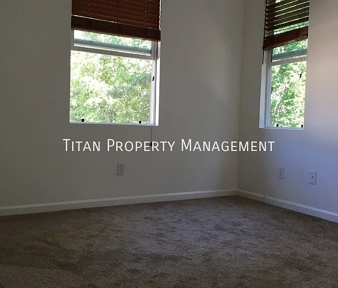 8144 Crystal Walk Cir — Photo 18