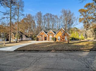 2561 SW Oakridge Dr, Conyers, GA 30094