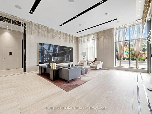 4th image of 280 Howland Ave #615
