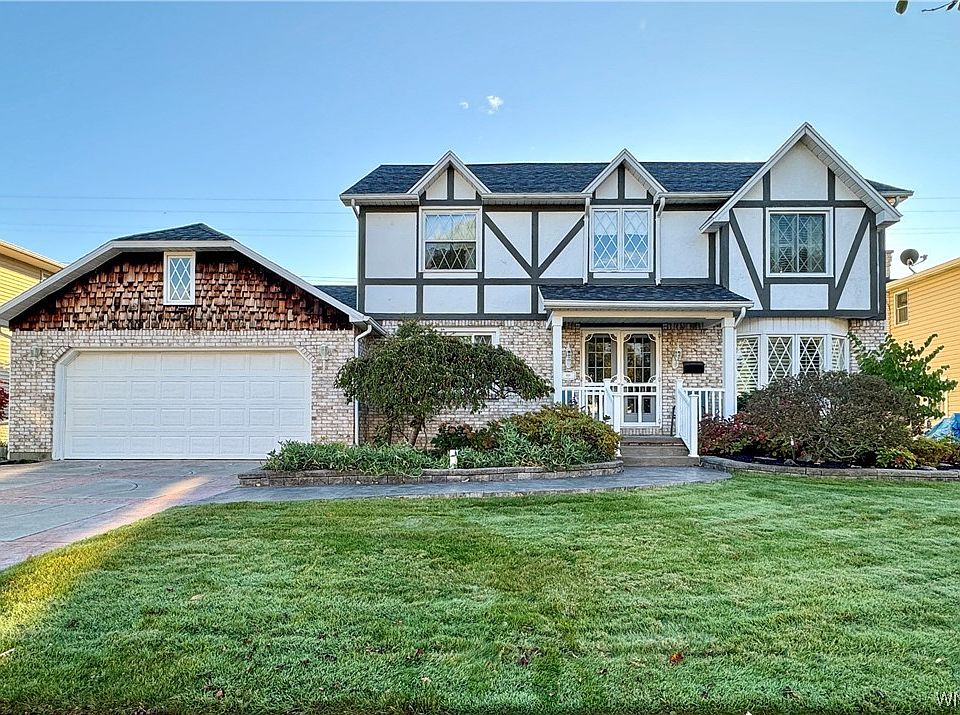 1st image of 223 Willowgrove S