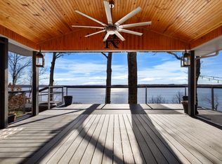 591 Shore Dr, Big Sandy, TN 38221