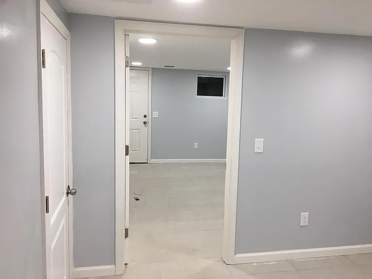 416 John St — Photo 11