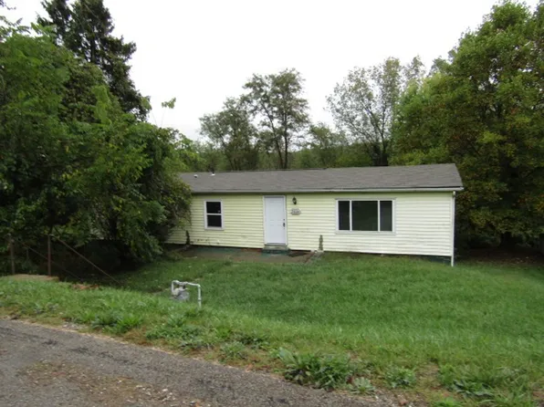 9191 Pine St, Pittsburgh, PA 15239