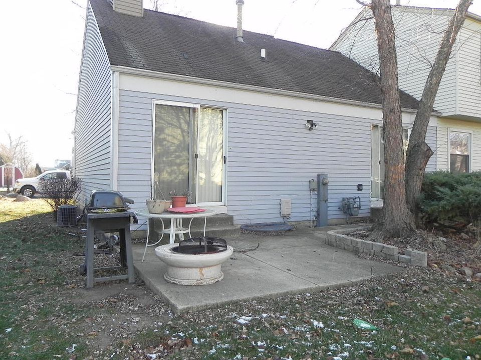 2nd image of 643 Adams St