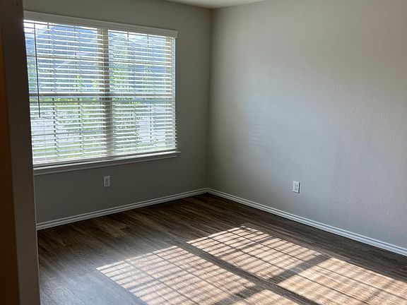 Formal Living / Study