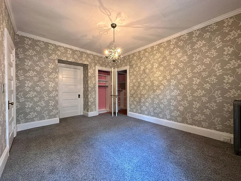 41 Irving Ave #1 — Photo 9