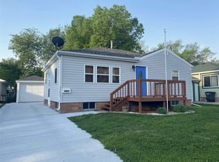 1923 W 4th St, Hastings, NE 68901