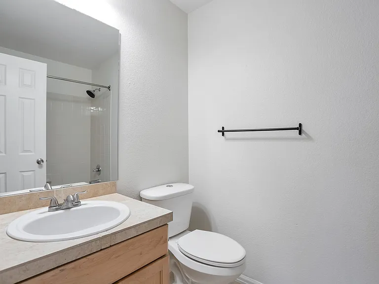 1254 S Zeno Way #E — Photo 15