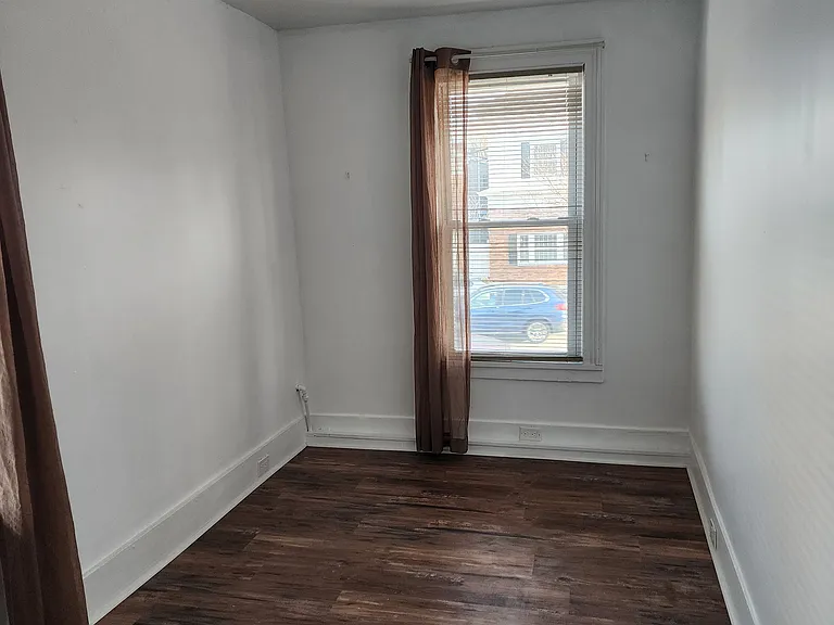 5540 Main St #1 — Photo 9