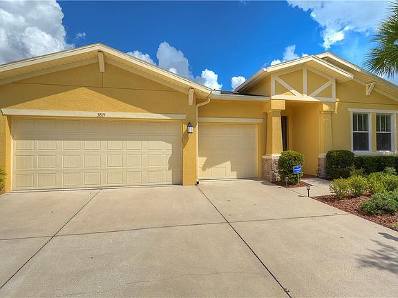 2nd image of 3819 Evergreen Oaks Dr
