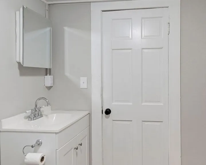 203 Augusta St — Photo 26