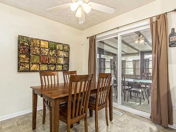 5th image of 4045 Donegal Ct