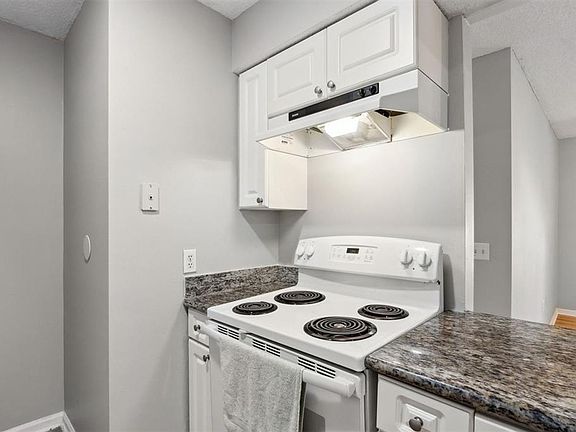 5th image of 2724 Forest Ridge Dr #(k-4)