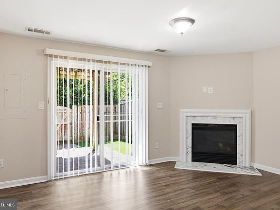 4th image of 5504 Sacramento Mews Pl